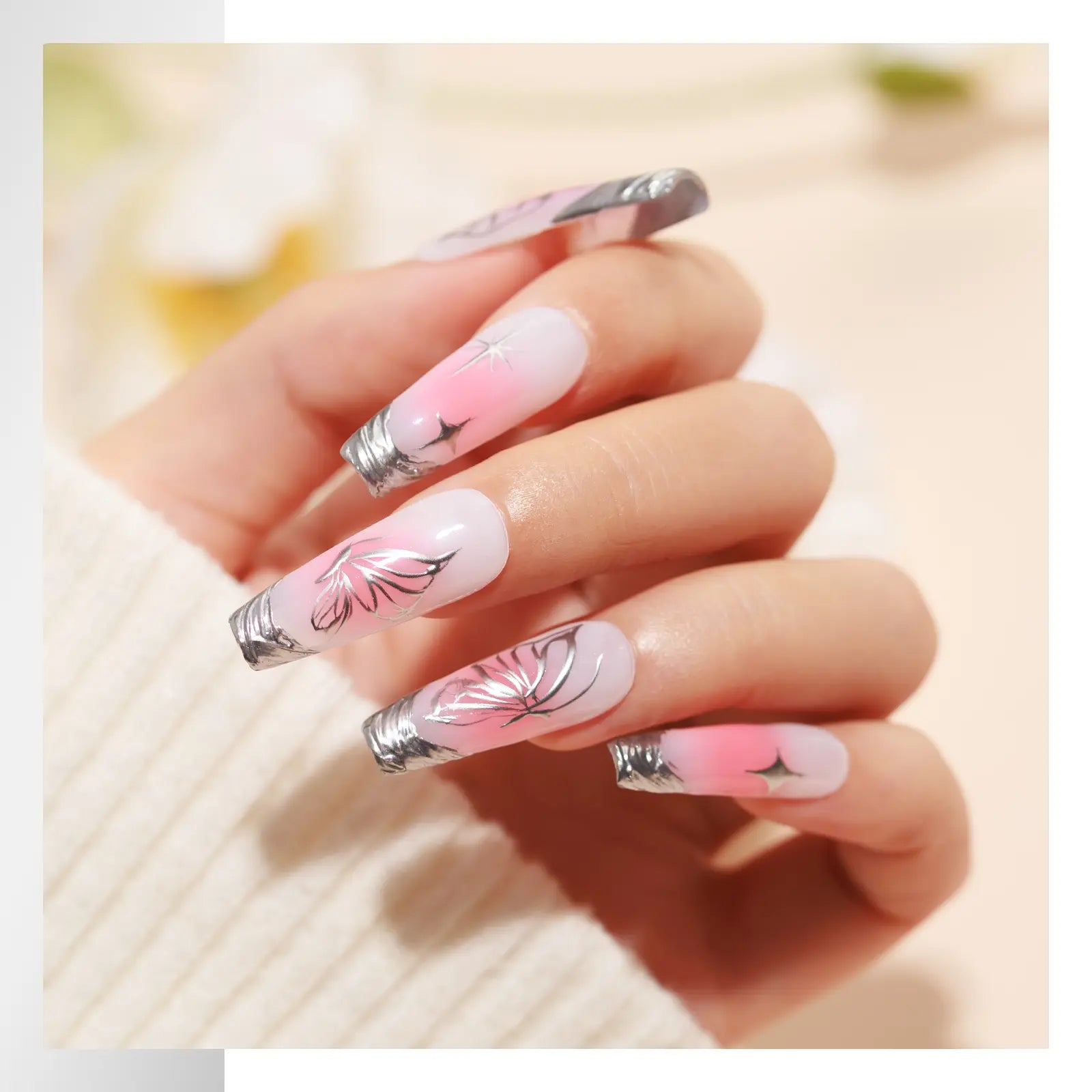 MIZHSE Gold and Silver Liquid Chrome Gel Liner Nail Art 3D Mirror Gel Paint 7ML, Metal Glossy Painting, Drawing Line Swirl, French Nail Design, Dotting Soak-Off Manicure Set